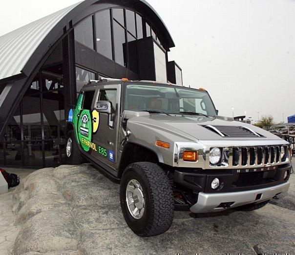 Classic Chevrolet/HUMMER opened the first dealership-owned E85 fueling station in Texas, with nine pumps dedicated to E85, E10 and biodiesel in suburban Dallas.